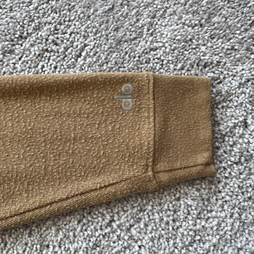 Alo Yoga Soho‎ Pullover Sweatshirt Brushed Alolux Goldenrod Yellow Size M - Picture 4 of 13